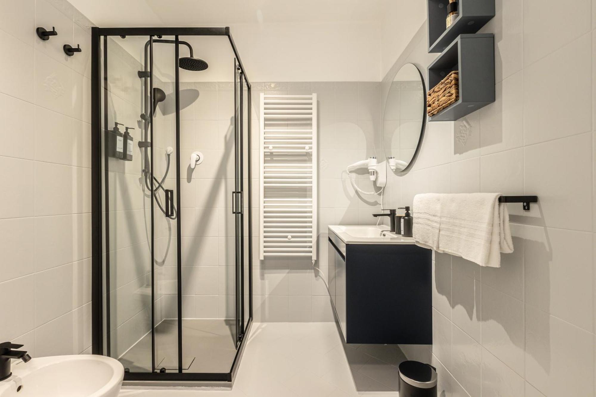 Piazza Unita D'Italia - Jr Suite Con Ac - Wi Fi - Park Convenzionato Триест Екстериор снимка